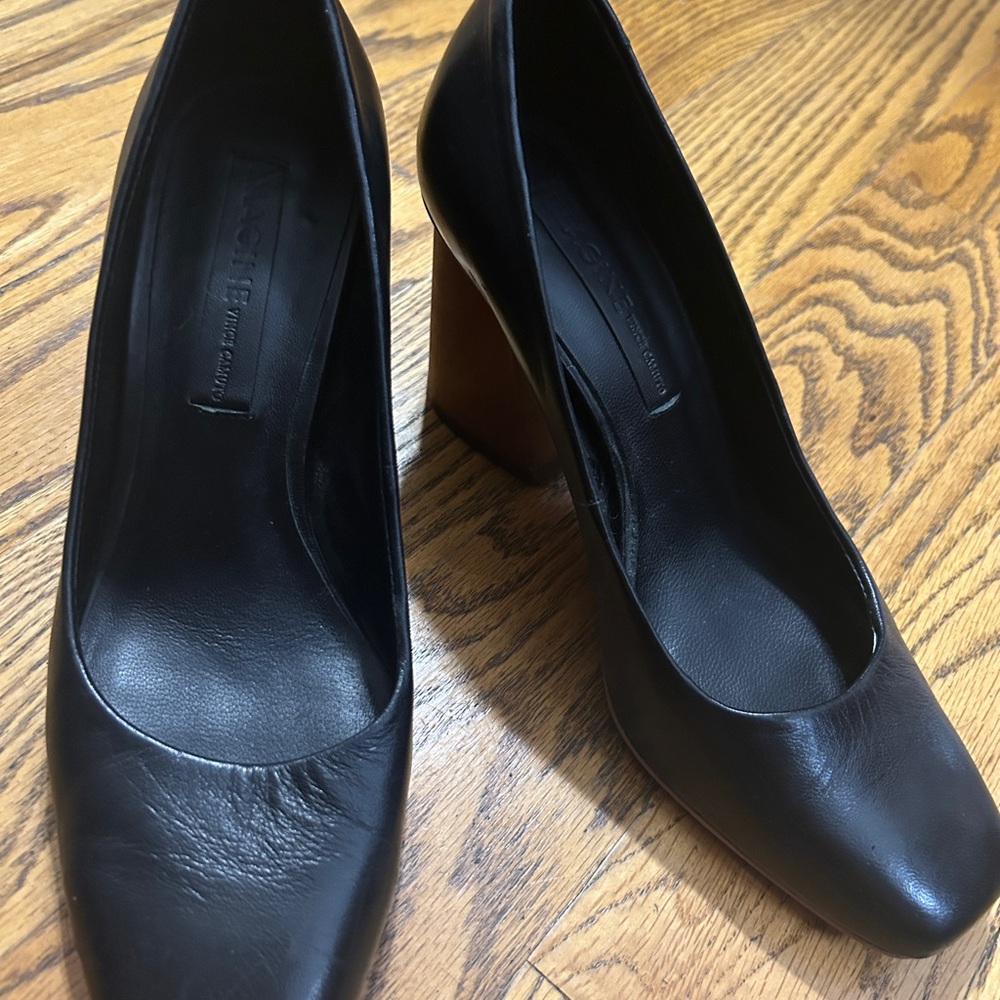 Vince Camuto Black Leather Block Heel Pumps - size 6